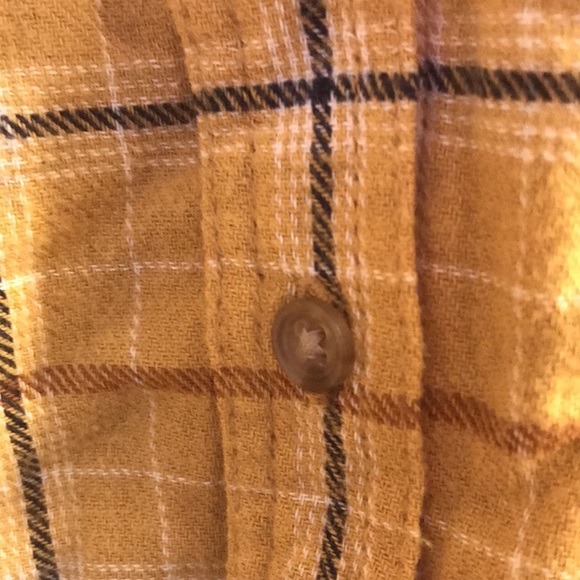 2 UNIVERSAL THREADS long sleeve flannel shirts - Picture 11 of 12